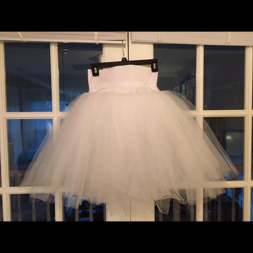 Tutu - image 1